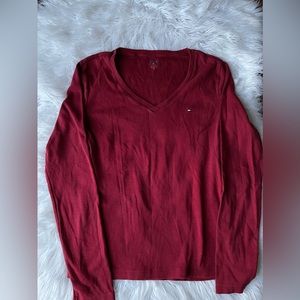 Solid V-neck sweater